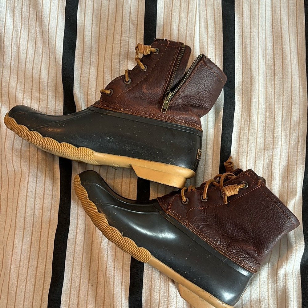 Sperry boots